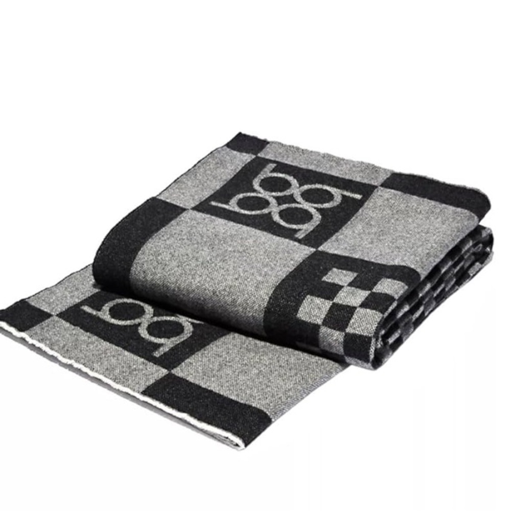 SFERRA Black and Gray Textured Throw
